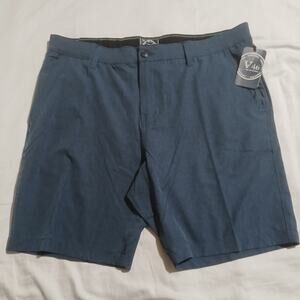 NWT V46 Land & Sea men's 36 quick dry performance fabric blue 9"inseam pockets